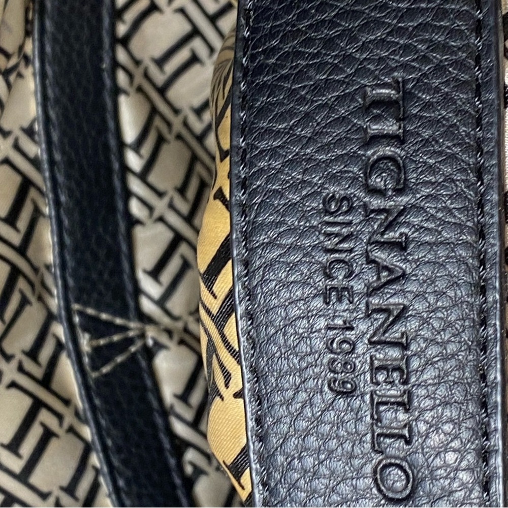 Tignanello leather shoulder strap/Crossbody black multi pocket  purse - Picture 10 of 12